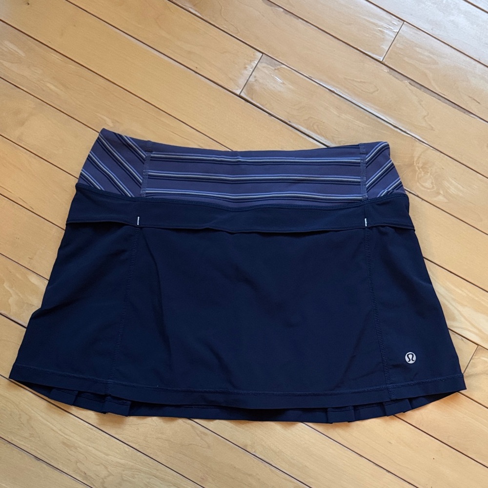 Low rise Lululemon golf skort